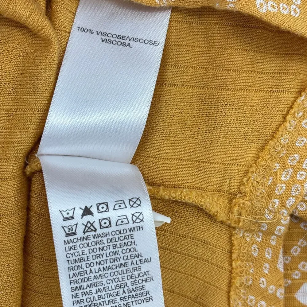Lucky Brand Peasant Bouse Size M Golden‎ Yellow Print Peasant Tied Deep V Neck